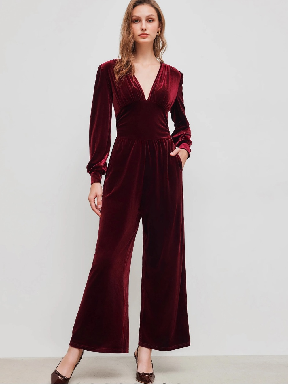 NWT CIDER VELVET V-NECK SOLID RUCHED POCKET WIDE LEG JUMPSUIT
